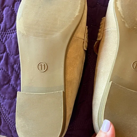 Universal Thread Tan Loafers - Picture 2 of 3